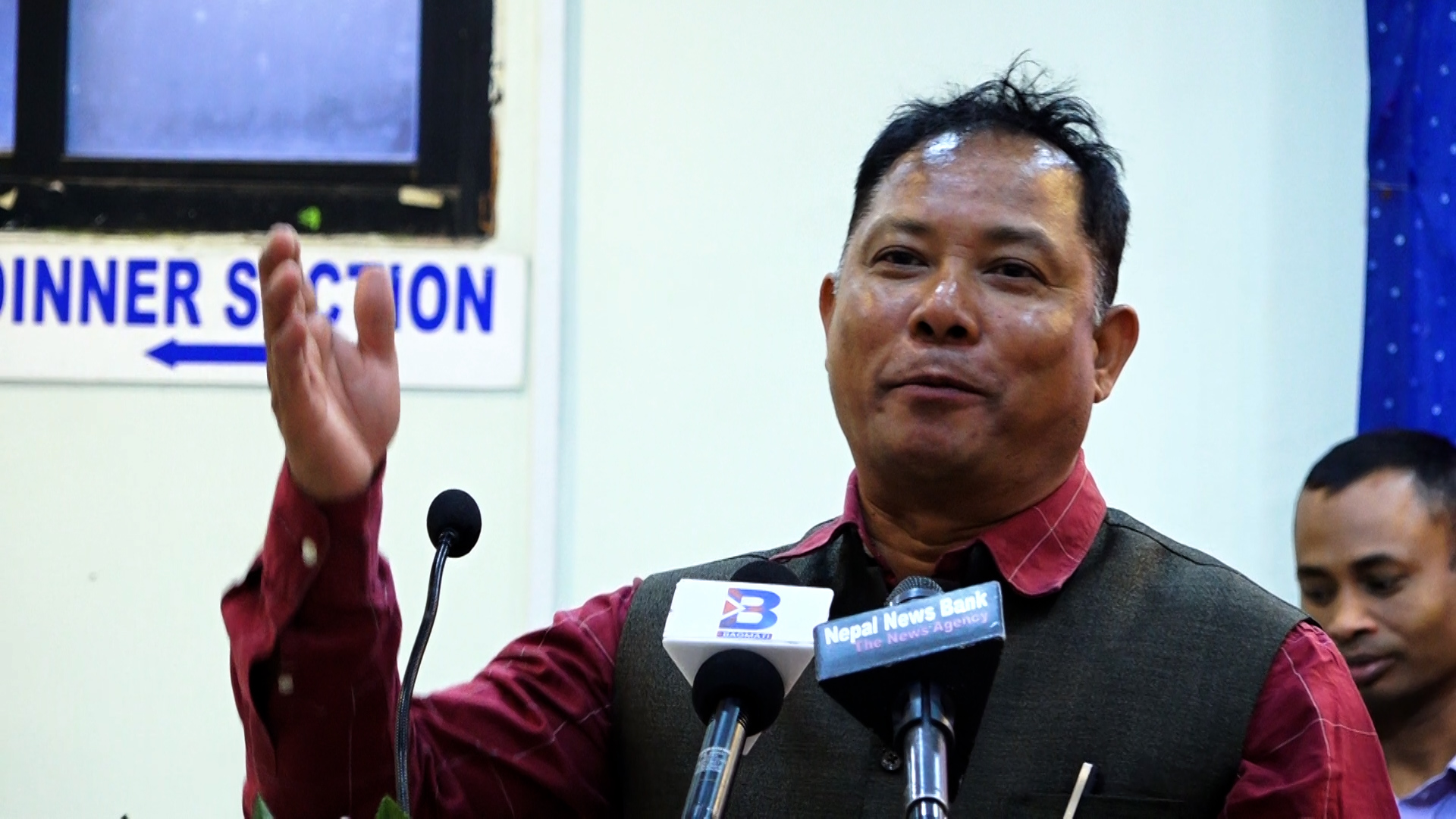 जनताले डा.सिके राउत र रेशम चौधरी जस्तो उदारवादी नेता खोजेका छन् : रेशम चौधरी