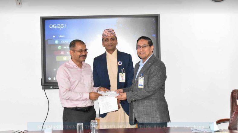 काठमाडौँ विश्वविद्यालयमा कानुन संकायको डिनमा डा. शिव कुमार गिरी र मानविकी संकायको डिनमा डा. उद्धव प्याकुरेल नियुक्त