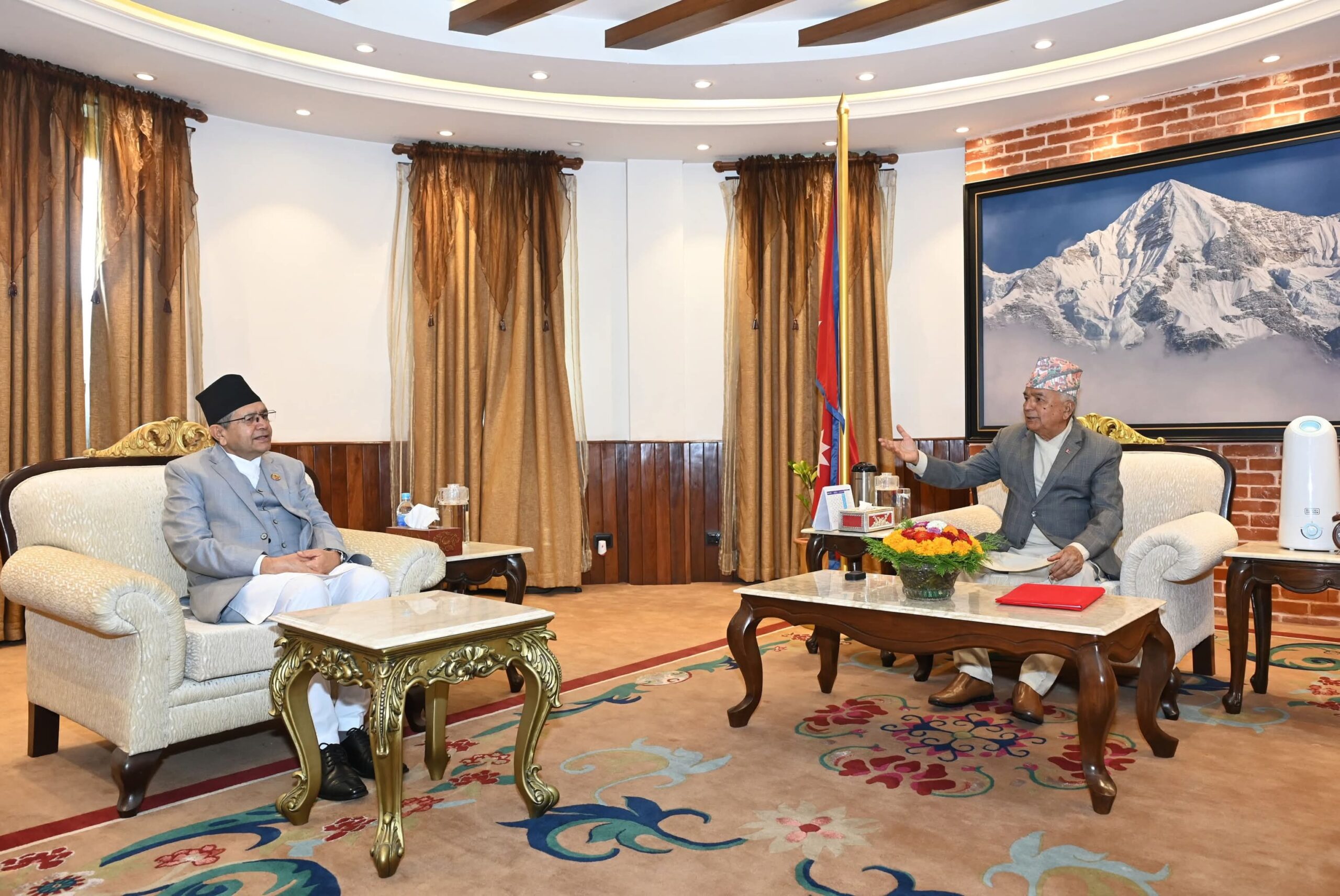 राष्ट्रपति पौडेल र सभामुख घिमिरेबीच भेटवार्ता