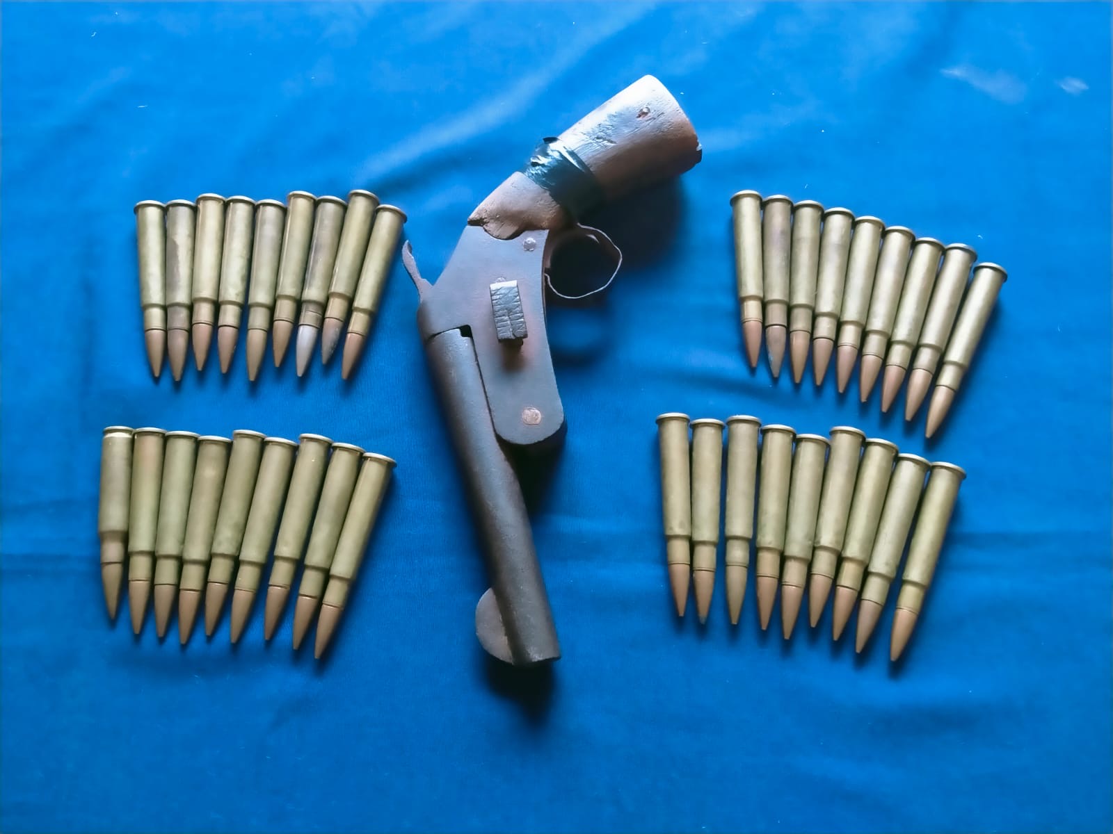 बनेपामा कटुवा पेस्तोल १ थान र गोली ३६ राउन्डसहित एक ब्यक्ति  पक्राउ