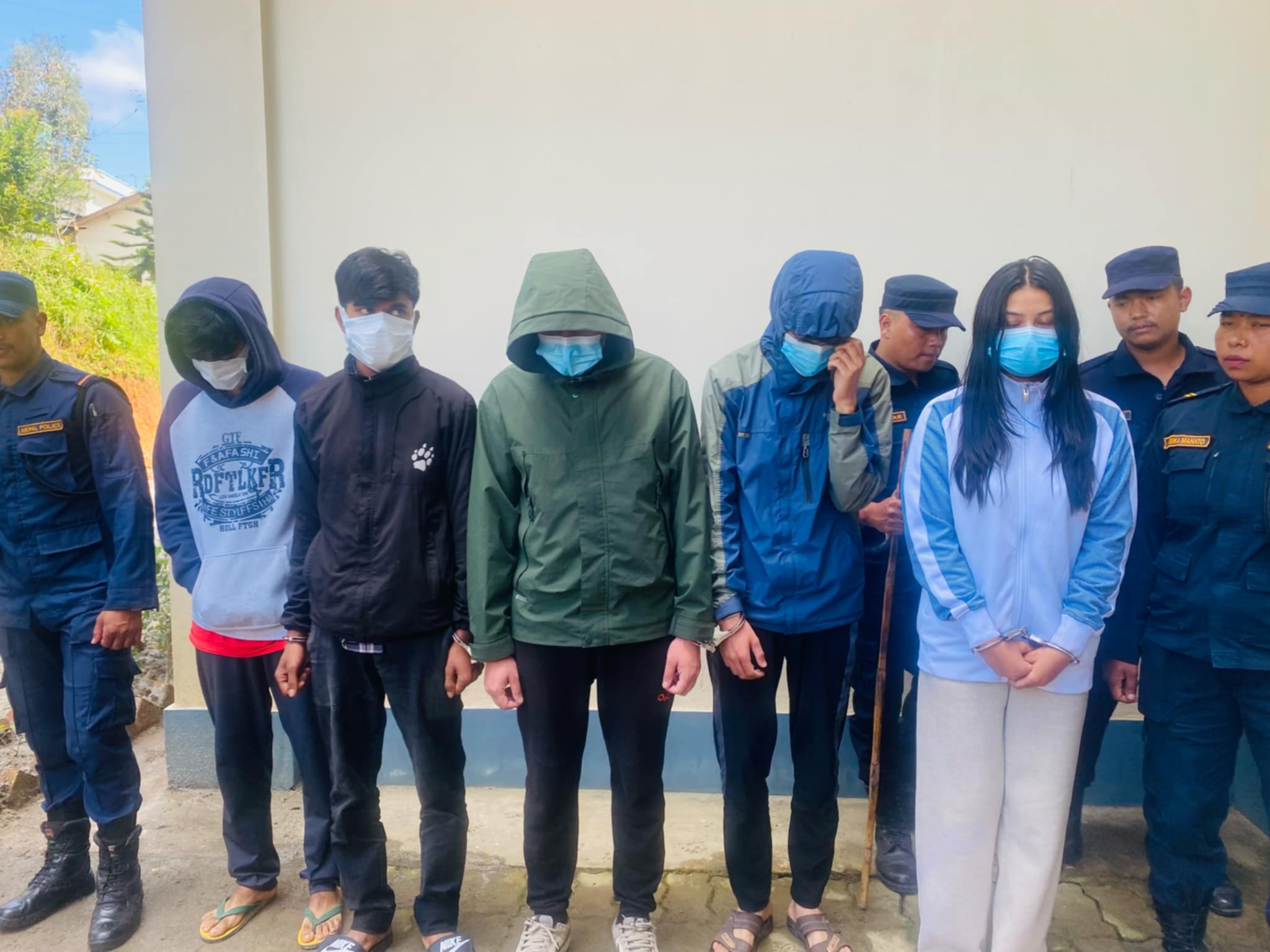 हनीट्रयाप काण्ड :  विनोद खड्गीको हत्यामा संलग्न तीन जनालाई जन्मकैदको सजाय