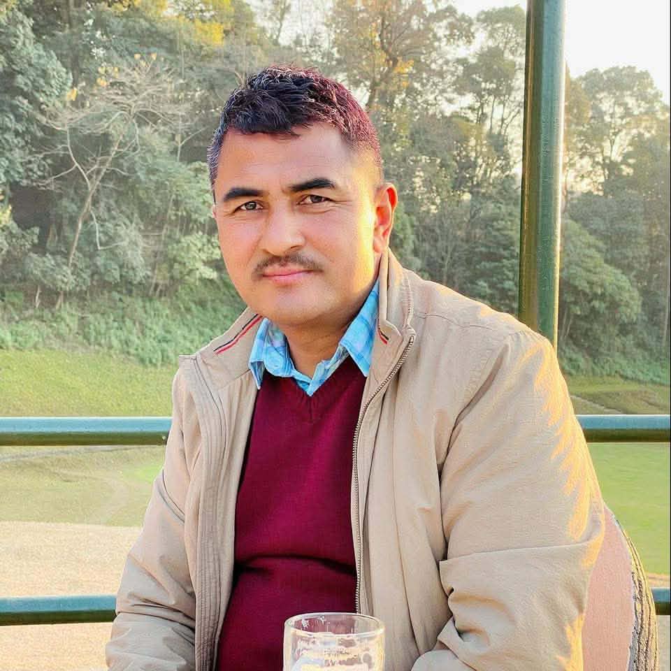 ब्यवसायी बालकृष्ण थापा दाेलखाबाट प्रतिनिधि सभाकाे समानुपातिक काेटामा सिफारिस