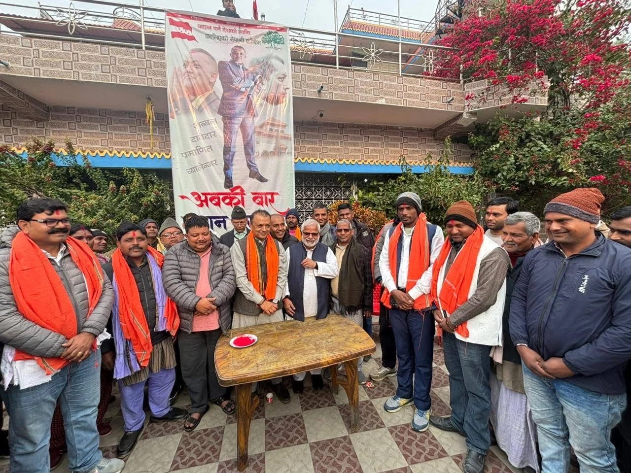 गगनलाई चुनावमा सघाउन सांसद उम्मेवारसहित सर्लाहीमा चार वडाध्यक्ष कांग्रेसमा प्रवेश