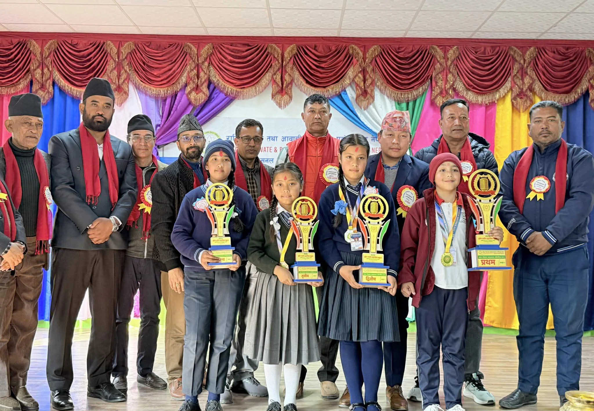 नेसनल प्याव्सनको वक्तृत्वमा मदरल्याण्ड र यूनिटी विजेता