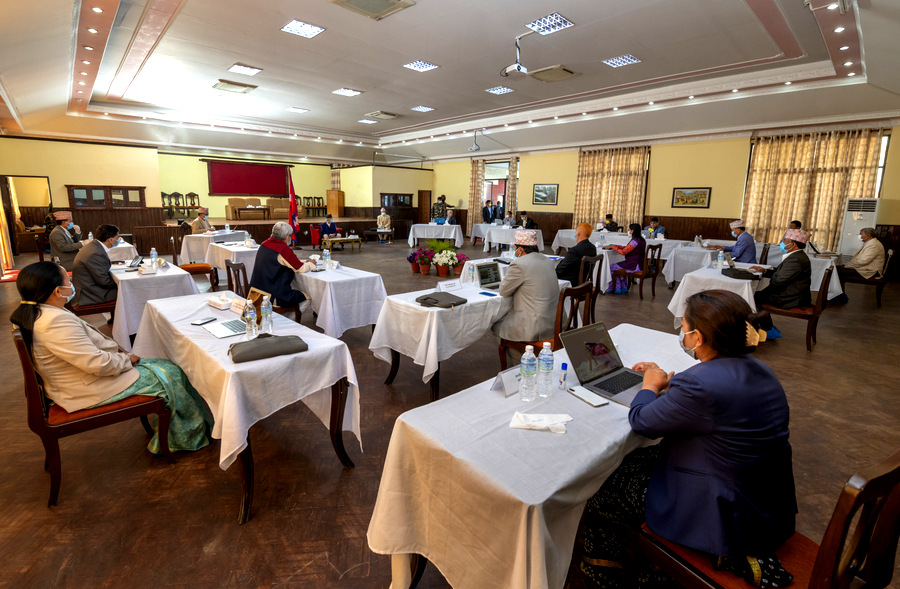 1-cabinet-001_myaBeEWPh2