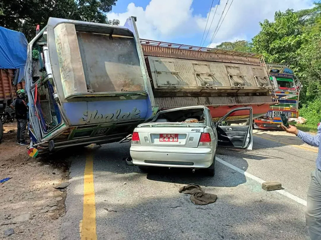 bus-accident-hetauda