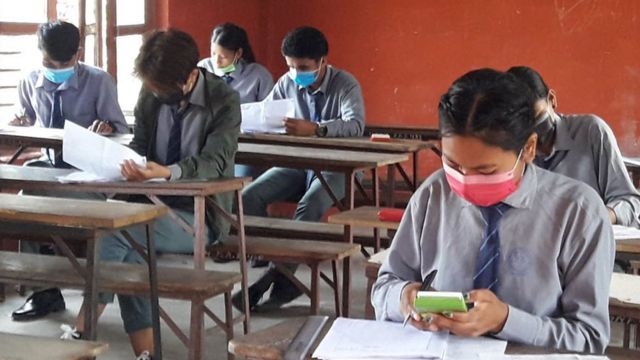 119823171_class11exam1