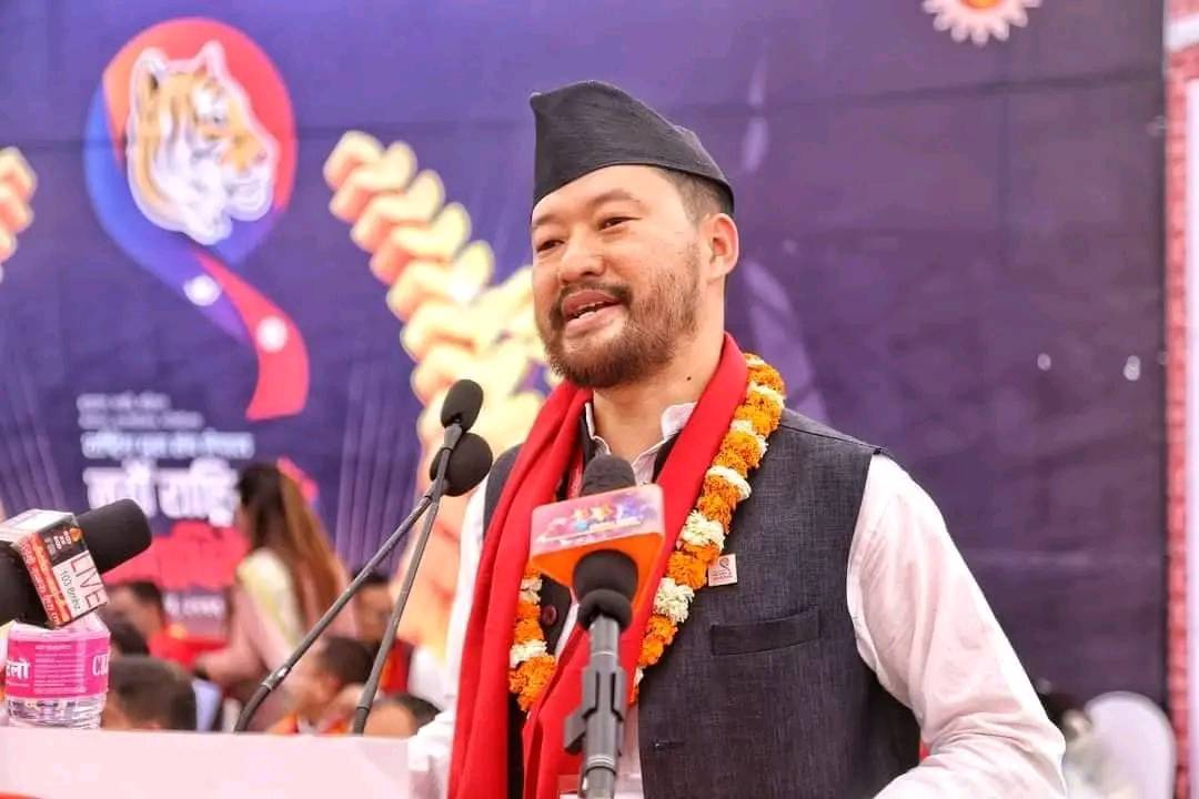 xitiz-thebe-youth-sang