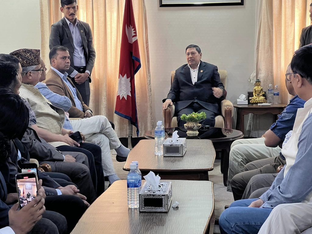 Congress_Leader-meeti-with-Home-minister-1024x768