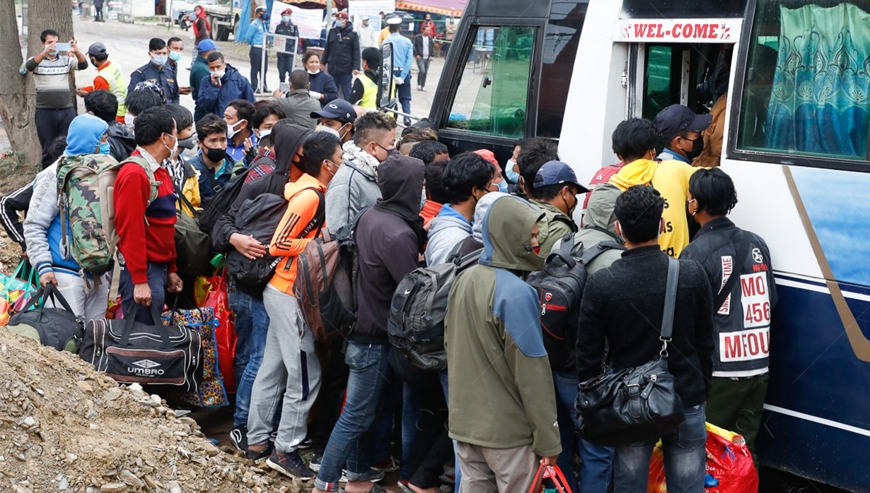 जनप्रतिनिधिको पहलमा बनेपाबाट ७ सय मजदुरको उद्धार