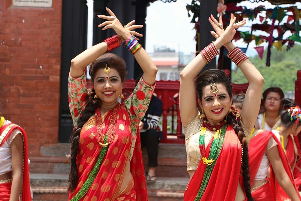 ‘चाडपर्व घरमै मनाउनुस्, अरुलाई नबाेलाउनुस्’ : सरकार