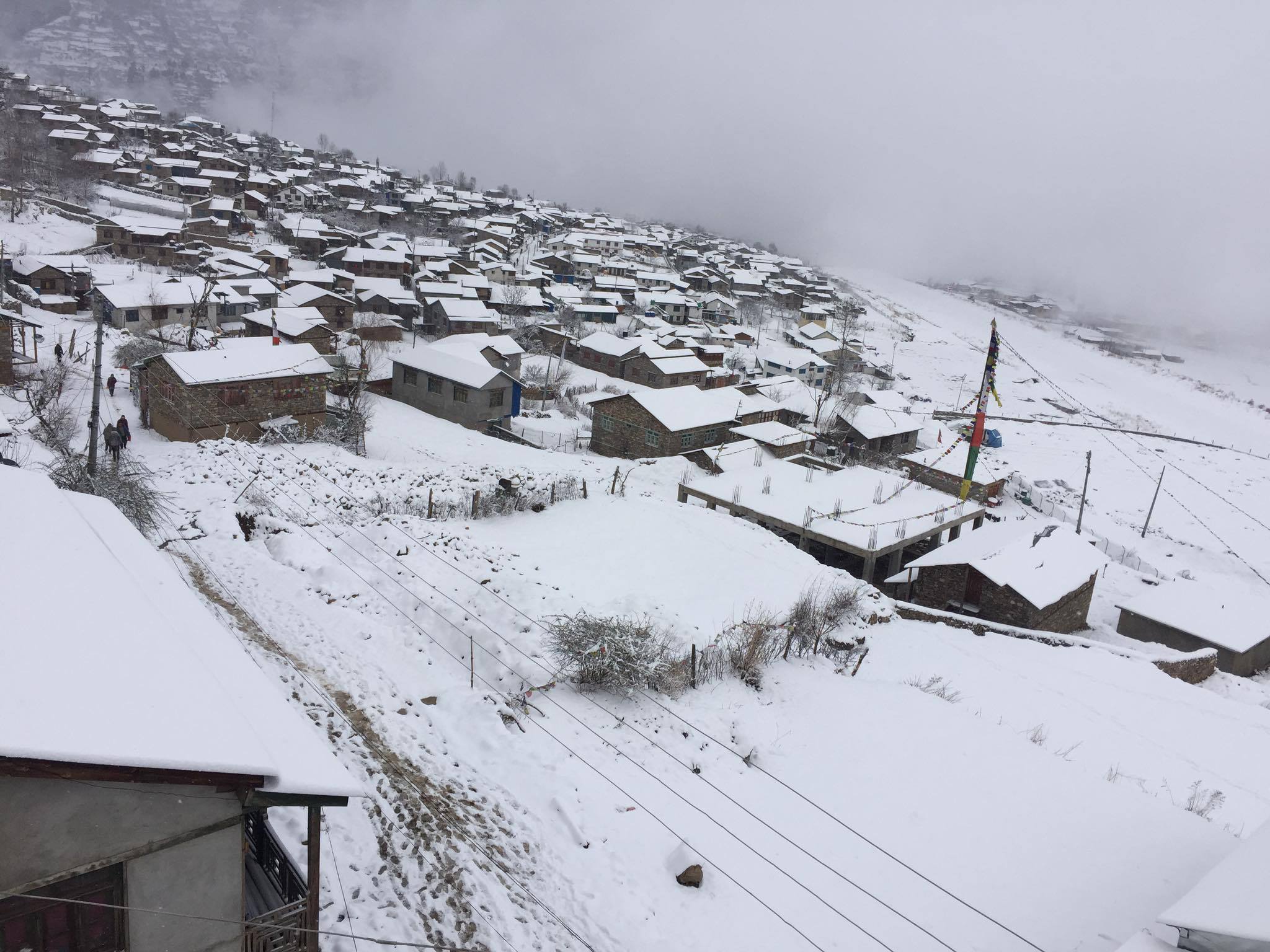 देशका विभिन्न भागमा हिमपातसहित हिउँदे वर्षा