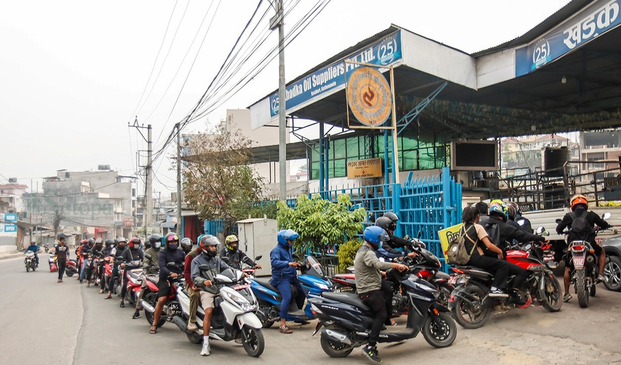 पेट्रोलियम व्यवसायीको आन्दोलन फिर्ता