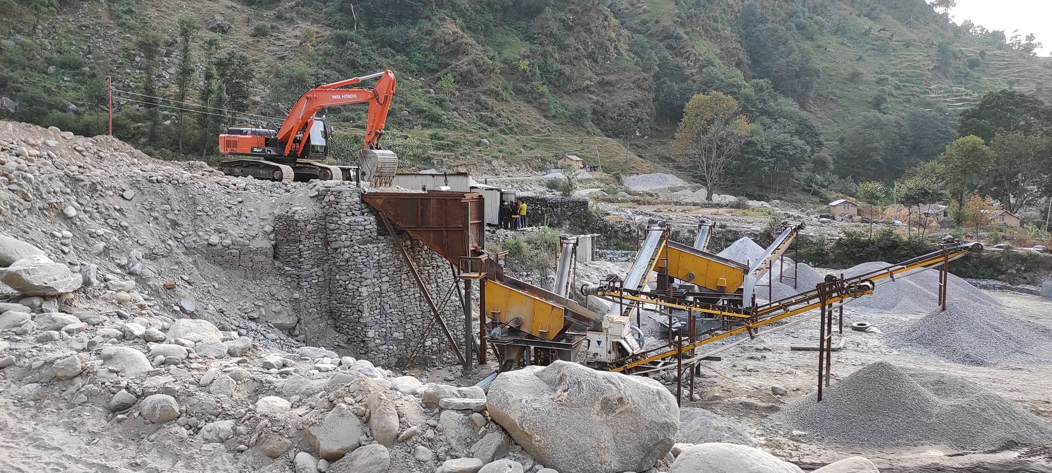 असारसम्म कर तिर्ने सर्तमा क्रसर सञ्चालन अनुमति, दर्ता नभई चलेका क्रसर सधैलाई बन्द