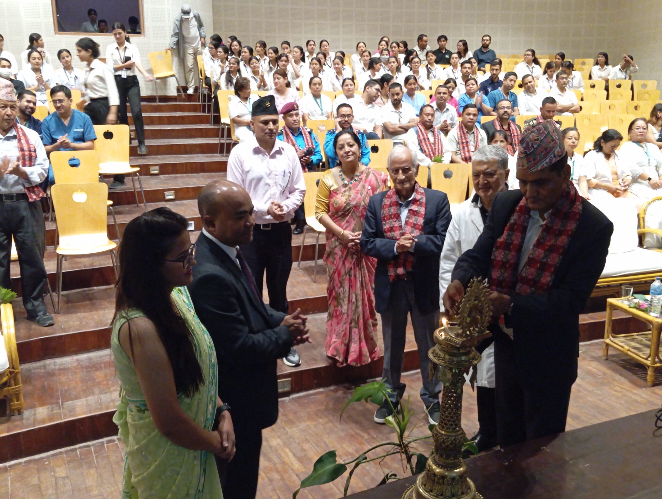 धुलिखेल अस्पतालमा मनाइयो ‘बेसिक लाइफ सपोर्ट’ डे