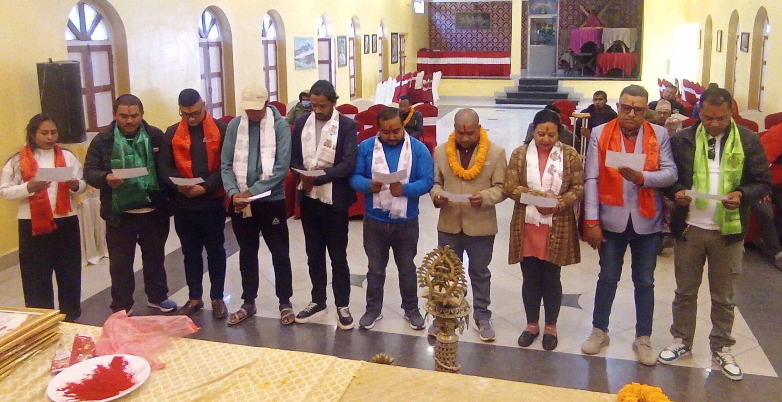 प्रेस सेन्टर नेपाल काभ्रेपलान्चोकको नवनिर्वाचित कार्यसमितिले गर्यो पदस्थापन