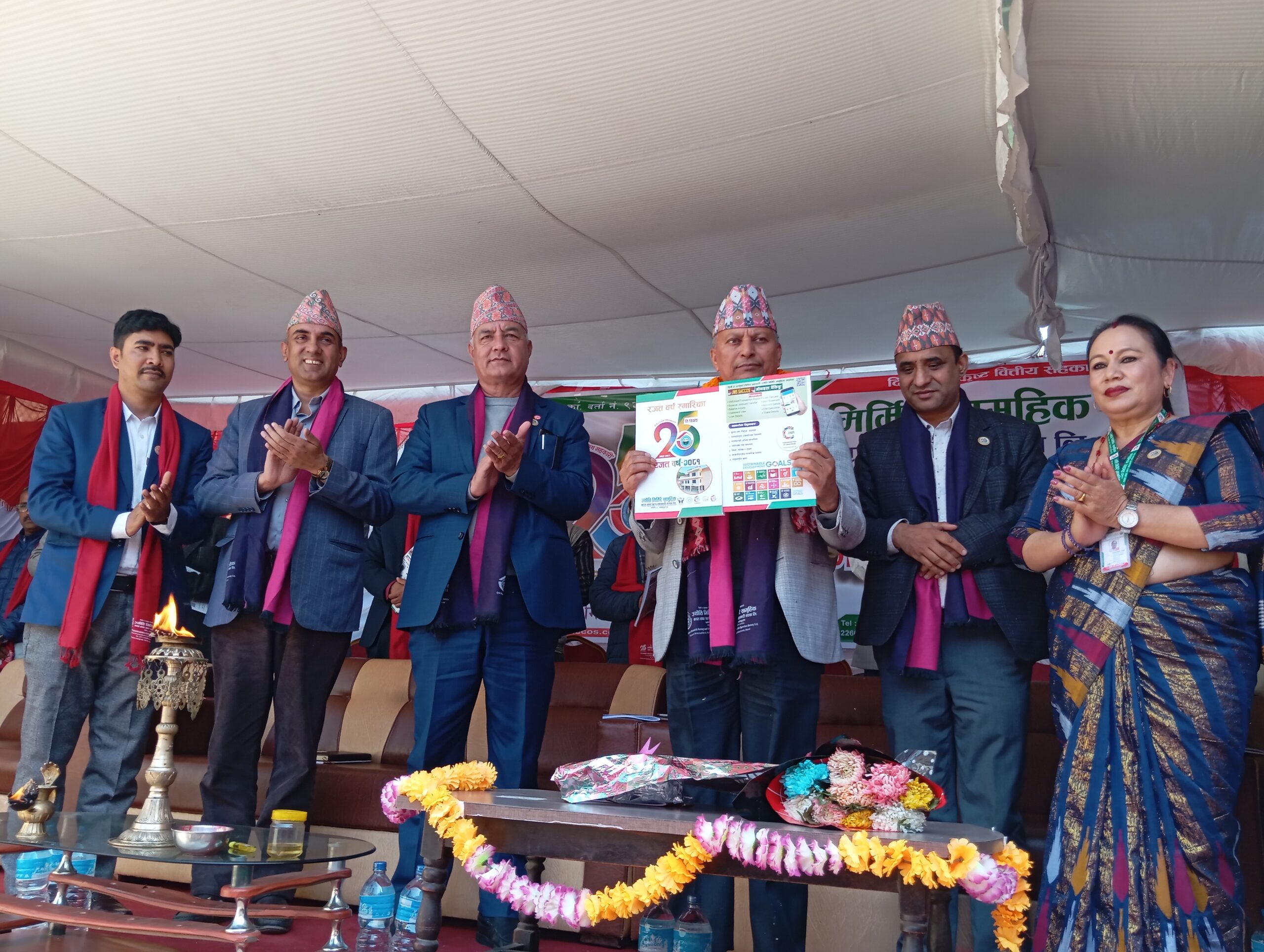 ऋण नतिर्नेले नै सहकारीका बारेमा ‘भ्रम’ फैलाएका छन् : मन्त्री अधिकारी