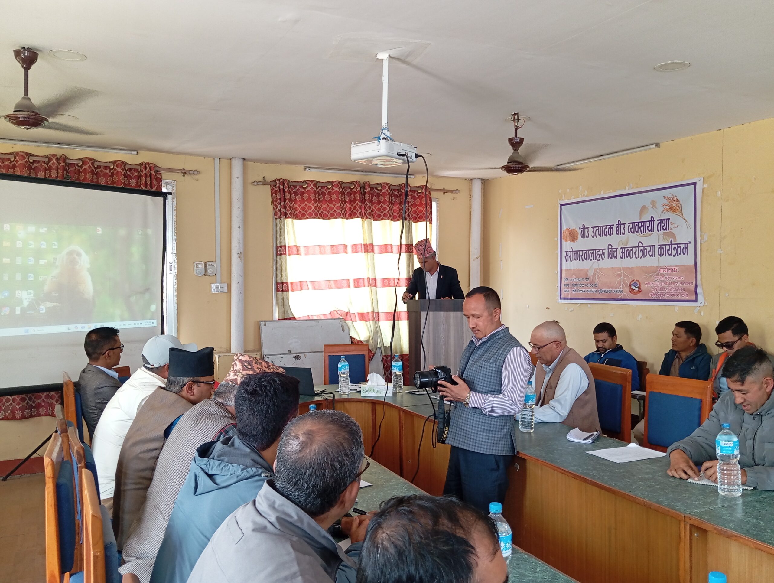 ‘आयातित हाइब्रिड बीउ चूनौतीको रुपमा’