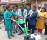 धुलिखेल नगरपालिकाले ५० प्रतिशत अनुदानमा बाड्यो मिनिटिलर र स्प्रेयर