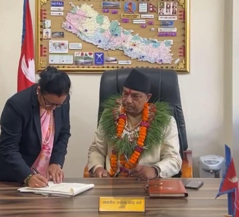 कञ्चनचन्द्र बादे :  नेविसंघ सदस्यदेखि उद्योग राज्यमन्त्री हुँदै सामाजिक विकास मन्त्री