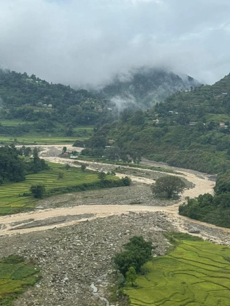 रोशी खोला प्रकोप नियन्त्रणका लागि गुणराज मुक्तानको पहलकदमी