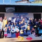 रोशीका तीन विद्यालयमा भकुण्डेबेसी जेसीजले बाड्यो न्यानो कपडा