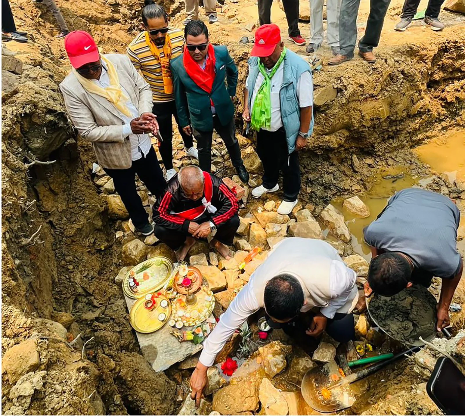 बाढी पहिरोले क्षतिग्रस्त शंखेश्वरी मन्दिरको पुनर्निर्माण थालियो