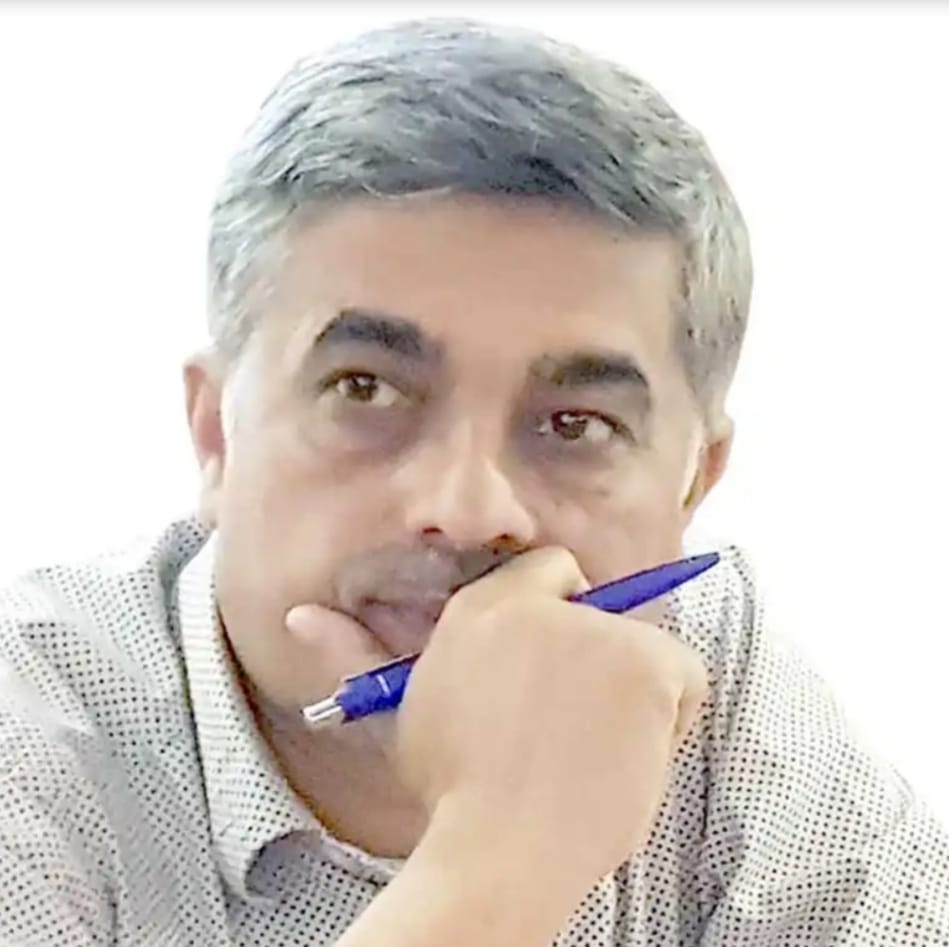 पत्रकार आचार्यले छाडे सिन्धुपाल्चोक