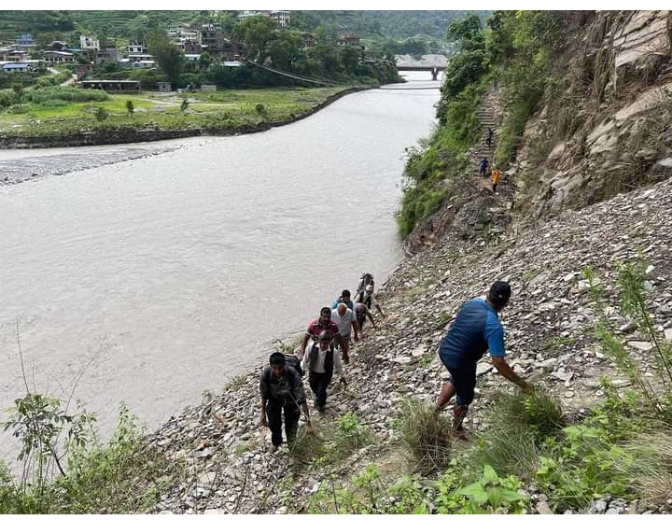 फेरि पनि कथा कर्णाली व्यथा इन्द्रावती