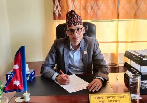 दलित समुदायबाट निर्वाचित एक्ला वडा अध्यक्ष, जाे सेवा दिन वडावासीको घर घरमै पुग्छन्