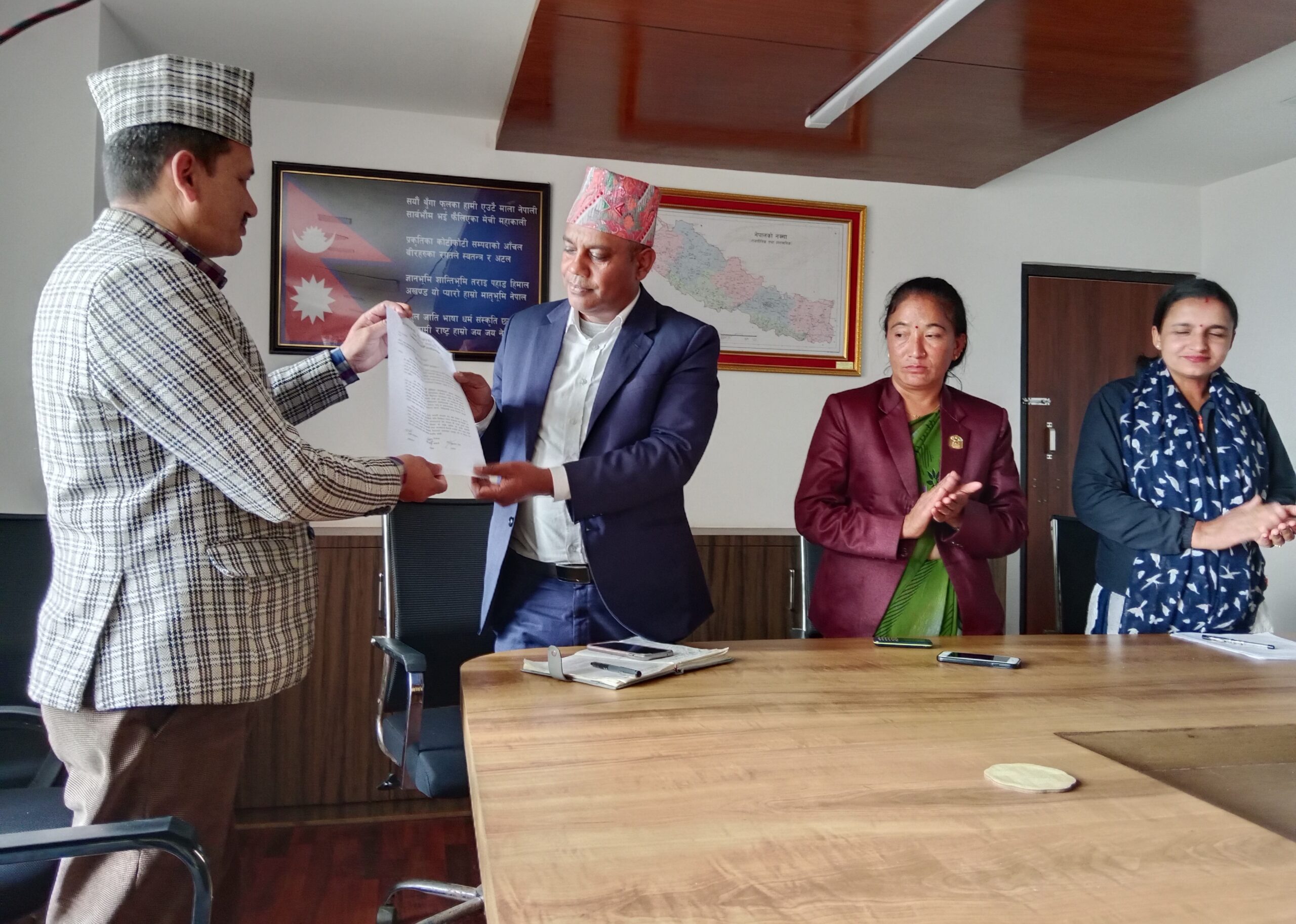 जुरमुराउने प्रयासमा इन्द्रावतीकाे सहकारी अभियान : कलश र इन्द्रावती साना किसान बिचमा एकीकरण पहल शुरु