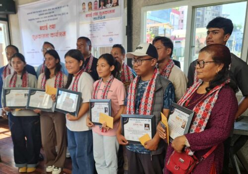 सिन्धु युएसए सोसाइटीद्वारा सिन्धुपाल्चोक बाट उत्कृष्ट जिपिए ल्याउने बिद्यार्थी सम्मानित