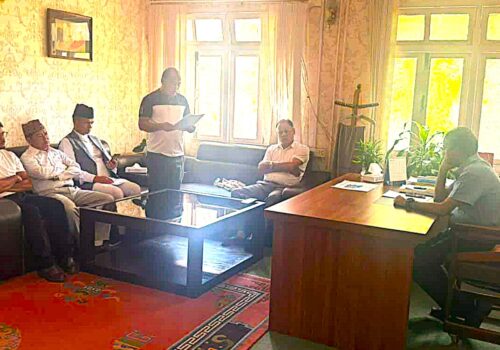 याङ्री लार्के स्थानीय सरोकार समितिद्वारा मेलम्ची खानेपानीलाई ज्ञापनपत्र