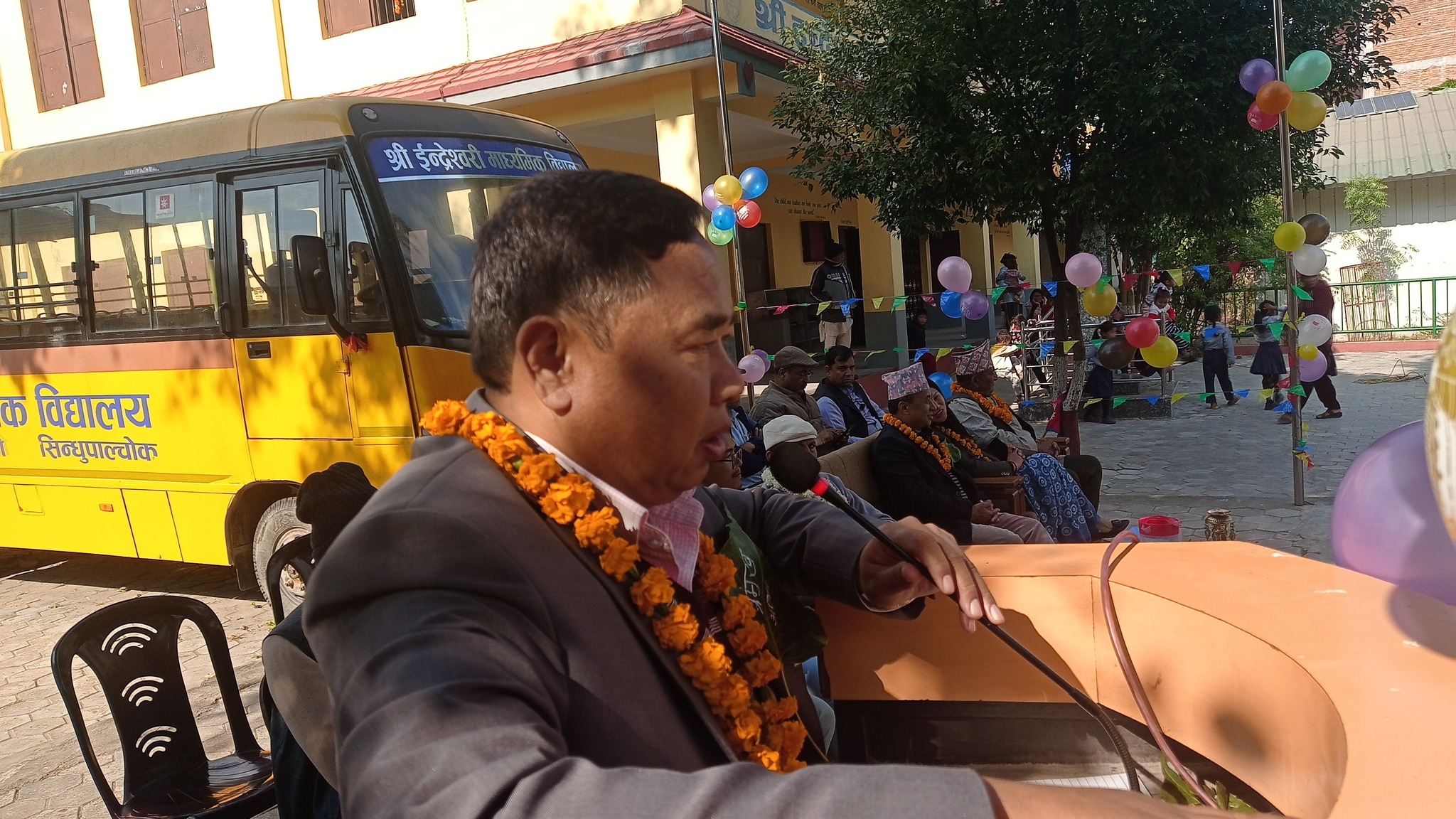 काेही पनी शिक्षाबाट बञ्चित हुनुपर्ने छैन : नगर प्रमुख तामाङ