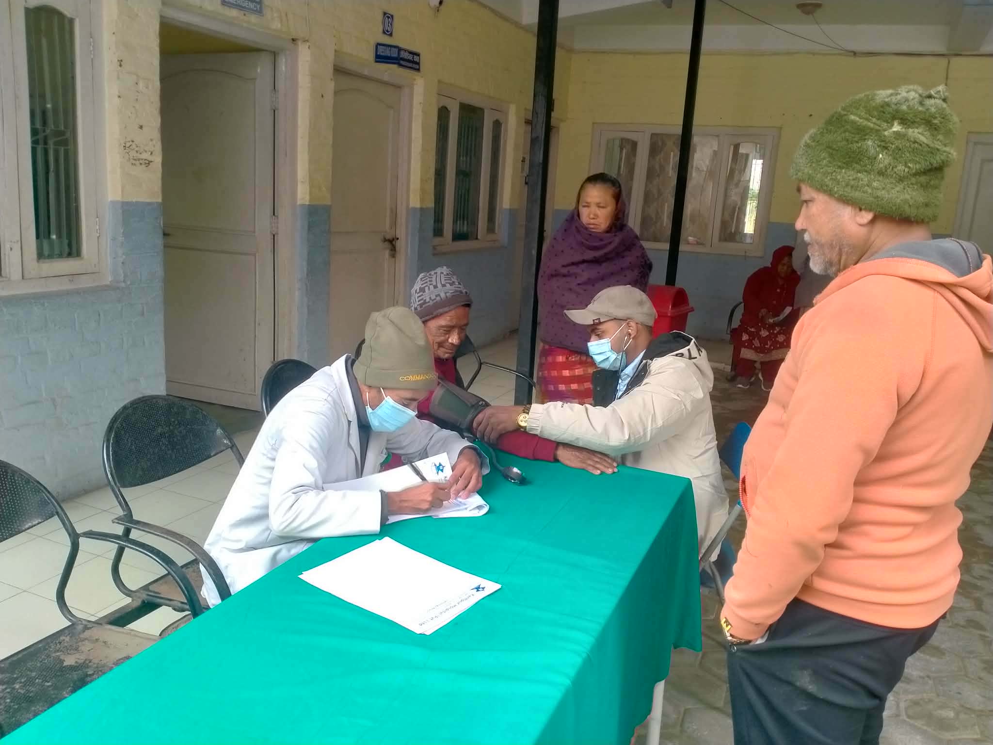 सिपाघाटमा नि:शुल्क स्वास्थ्य शिविर, ३९१ जनाले लिए सेवा