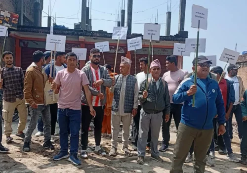 चौतारा–झ्याँडी सडक स्तरोन्नतिमा ढिलाइ, स्थानीय आन्दोलित