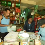 उपभोक्ता अधिकार संरक्षणका लागि इन्द्रावती गाउँपालिकाको सक्रियता, एकै दिन ५० भन्दा बढी पसलमा अनुगमन