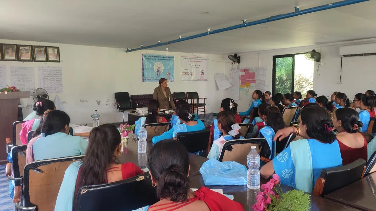 सिन्धुपाल्चोकमा १० दिने आधारभूत तालिम सम्पन्न, ४५ महिला सामुदायिक स्वास्थ्य स्वयंसेविका लाभान्वित