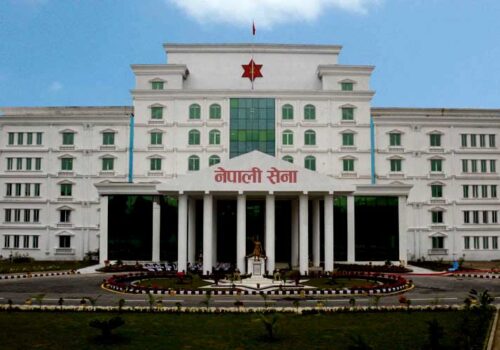 सेनाले माग्यो पाइलट उपसेनानीसहित १९४ कर्मचारी