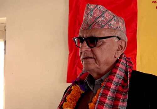 पूर्वपरराष्ट्रमन्त्री लोहनीको प्रधानमन्त्रीलाई प्रश्नः मित्रता कायम गर्न लम्पसार नै हुनुपर्छ ?