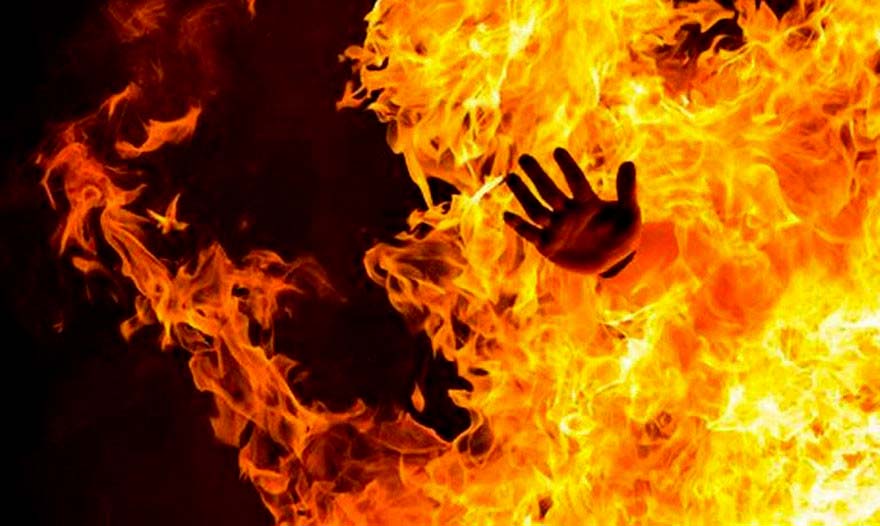 आगलागीबाट थाक्रेमा एकै घरका २ जनाको मृत्यु