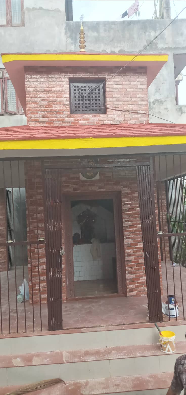 सुगमटोल स्थित राधा कृष्ण मन्दिरको रंगरोगन तथा सरसफाई