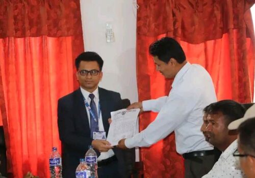 सिरान बजारको भासिएको सडक तत्काल बनाउन स्थानियको माग