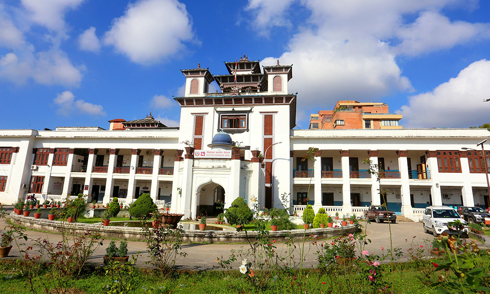 निर्वाचन ७८ दिन बाँकीः राजनीतिक दल र उम्मेदवारले १० वटा मात्रै झण्डा प्रयोग गर्न सक्ने