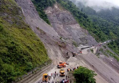 मुग्लिन–नारायणगढ सडक एकतर्फी सञ्चालनमा