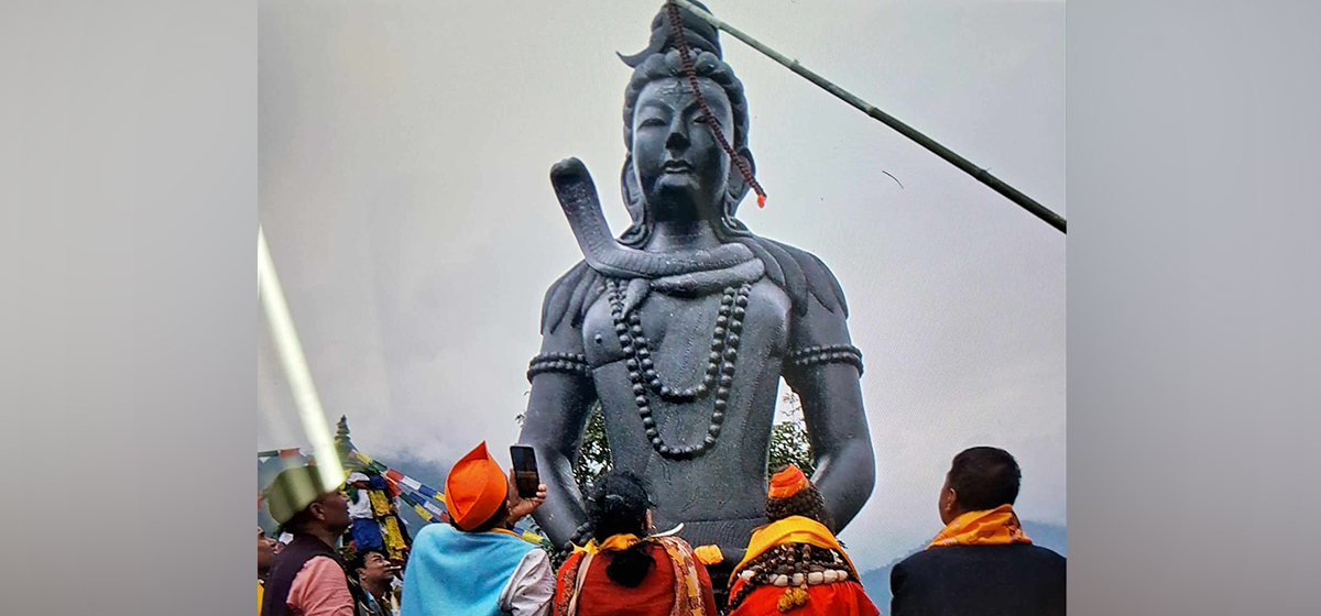 रुबीभ्यालीको गाउँपालिकाको बोराङ डाँडामा २२ फिट अग्लो शिवको मूर्ति स्थापना