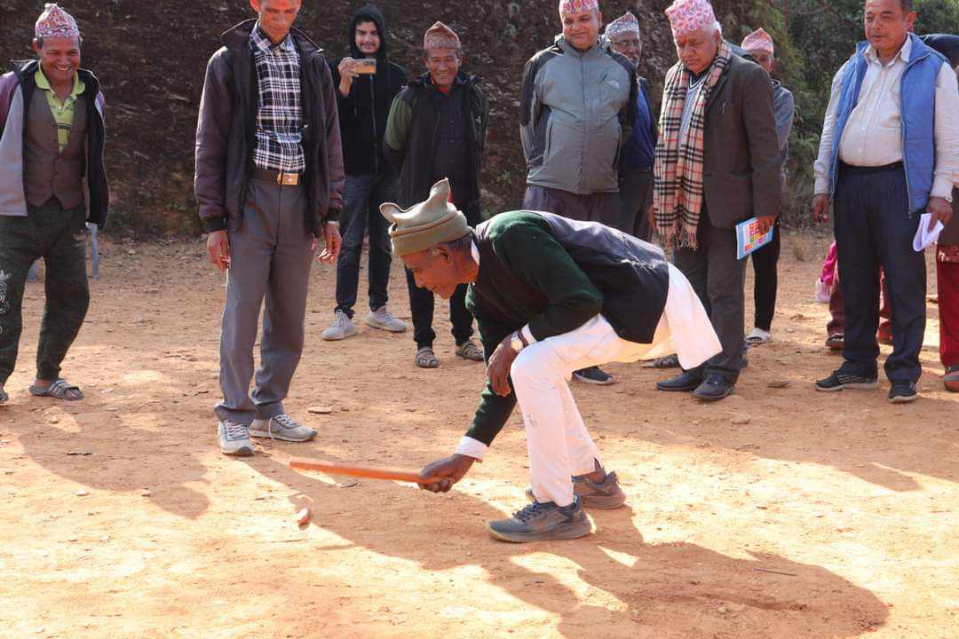 दण्डीबियो प्रतियोगितामा दुवल बहादुर श्रेष्ठको समुह प्रथम,बाघचाल र गट्टा खेलमा कसले मारे बाजी ?