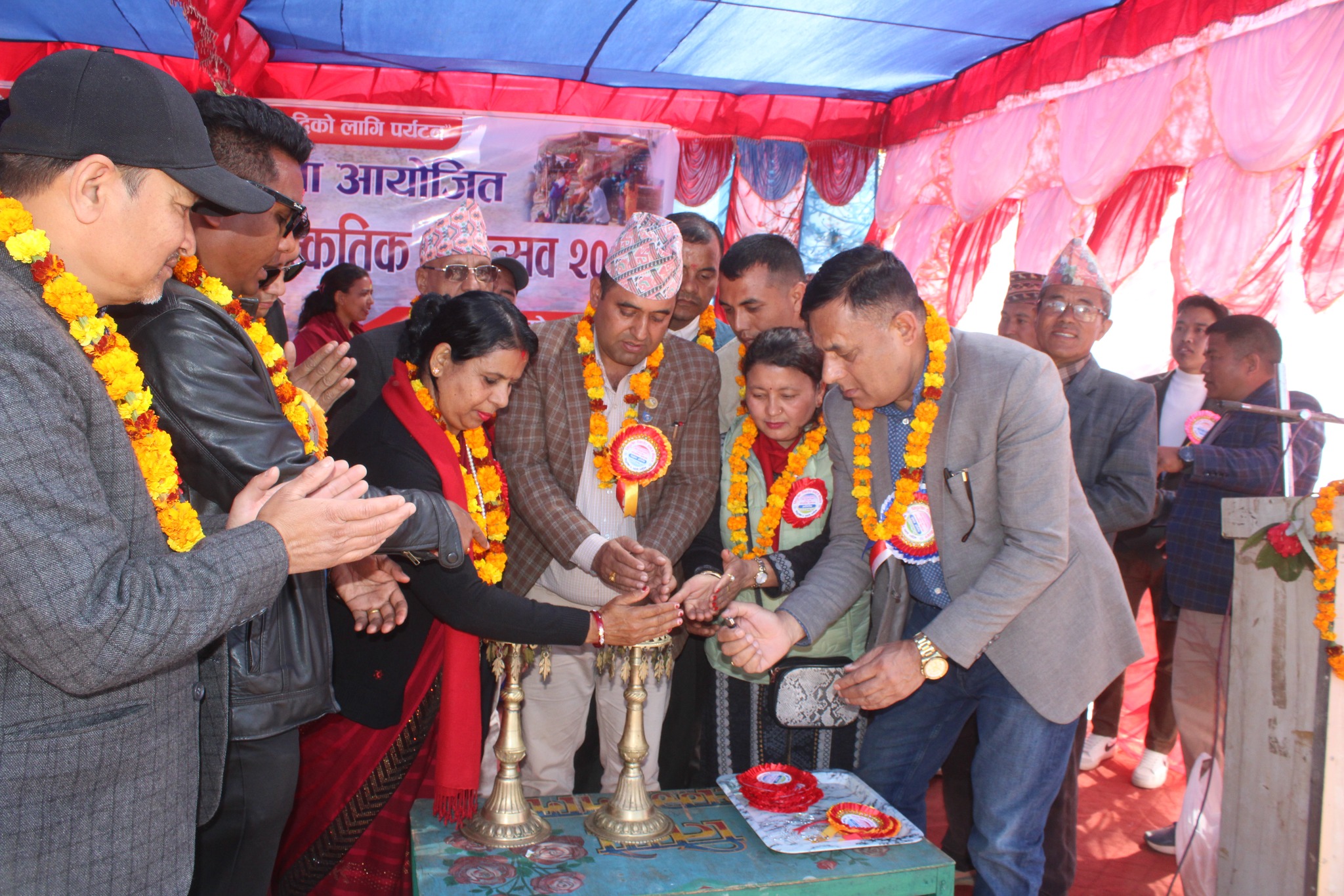 सिद्धलेकको खानेपानी,शिक्षा र सडक निर्माणमा सहयोग गरेको छुः मेयर ढुंगाना