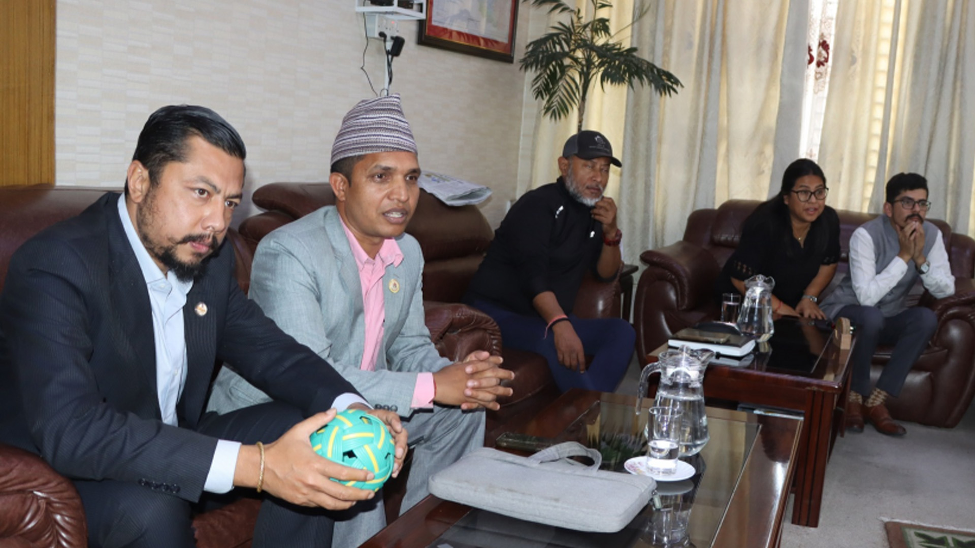 दशौँ राष्ट्रिय खेलकुदको तयारीमा तीव्रता दिन मन्त्री श्रेष्ठको निर्देशन