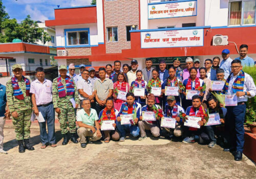 डिभिजन वन कार्यालय धादिङद्धारा हरित स्वयंसेवकहरूलाई विदाई